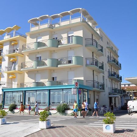 Hotel Silvana Bellaria-Igea Marina Esterno foto