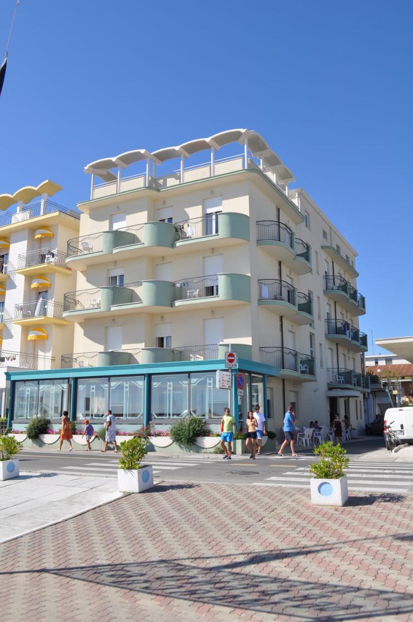 Hotel Silvana Bellaria-Igea Marina Esterno foto